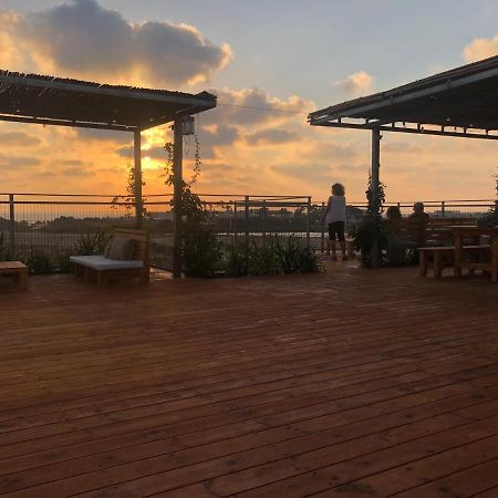Atlit Rooftop Glamping المظهر الخارجي الصورة