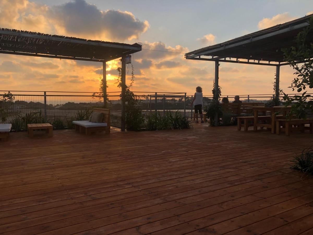 Atlit Rooftop Glamping المظهر الخارجي الصورة